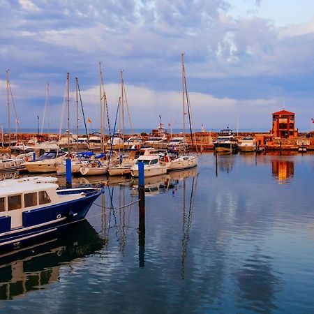 Marina, Ile Des Pecheurs - Acces Piscine Et Spa Le Barcarès Esterno foto
